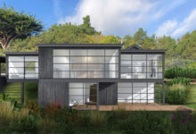 Villa singola su due livelli sulle coste della California, con vista sull'oceano grazie alle ampie vetrate a tutta altezza. Il rivestimento in legno bruciato, realizzato con la tecnica giapponese del kintsugi, conferisce un tocco distintivo. Ogni stanza offre una vista panoramica, mentre il piano inferiore si apre sul meraviglioso giardino.